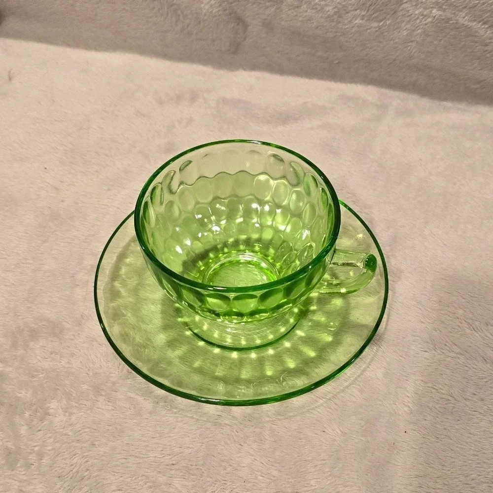 Vintage‎ Federal Glass Uranium Thumbprint Tea Cup and Saucer Set Glows